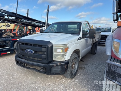 2015 Ford F-250 4x2 Flatbed Truck