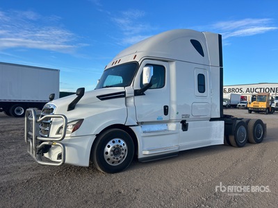 2019 Freightliner Cascadia 126 6x4 T/A Slaapcabine Trekker