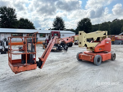 2011 JLG E400NAJP 2WD Electric Nacelle articulée