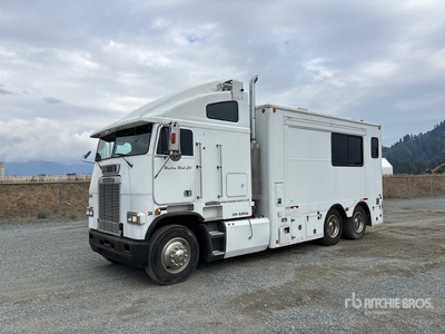 1990 Freightliner FLA086 6x4 Movie Cast Truck