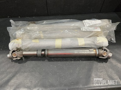 (12) Dana 5011018-375M Propeller Shafts