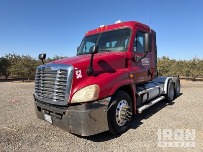 2011 Freightliner Cascadia 125 6x6 T/A Day Cab Truck Tractor