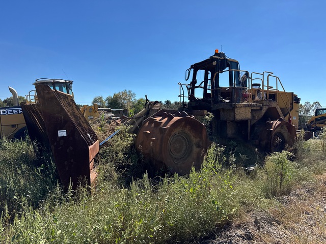 Cat 836G Landfill Compactor (Inoperable)