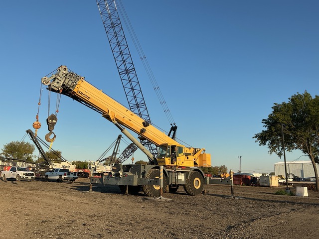1999 Grove RT800E 90 ton Rough Terrain Crane 1999 Grove RT800E 90 ton Rough Terrain Crane
