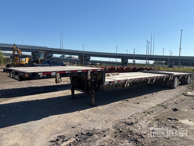 2013 Fontaine HGVSD12WSA 48 ft T/A Spread Axle Step Deck Trailer