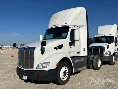 2017 Peterbilt 579 4x2 Ciągnik siodłowy z kabiną dzienną S/A