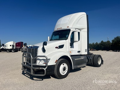 2017 Peterbilt 579 4x2 S/A Day Cab Truck Tractor