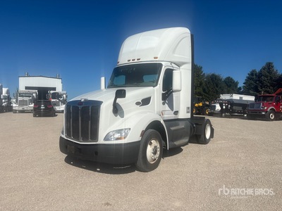 2018 Peterbilt 579 4x2 S/A Day Cab Truck Tractor
