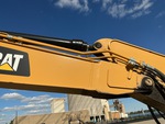 Hydraulics with Stick Cylinder