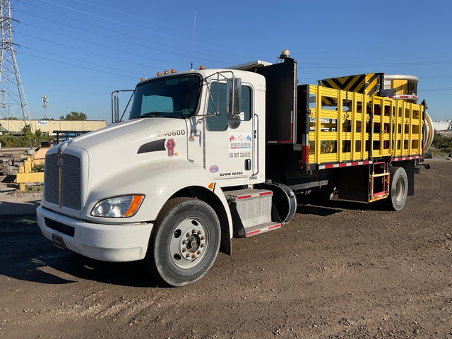 2019 Kenworth T270 4x2 Attenuator Truck