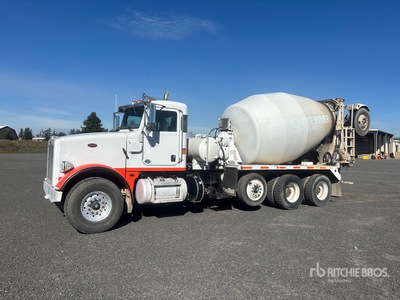 2014 Peterbilt 365 10x4 Mixer Truck