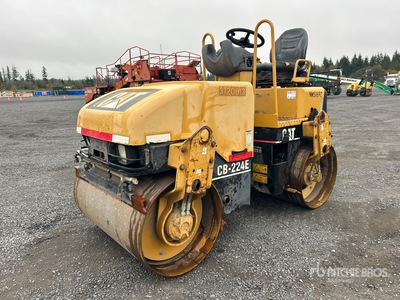 2005 Cat CB224E Dubbele trommelwals