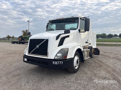 2017 Volvo VNL 4x2 S/A Day Cab Truck Tractor