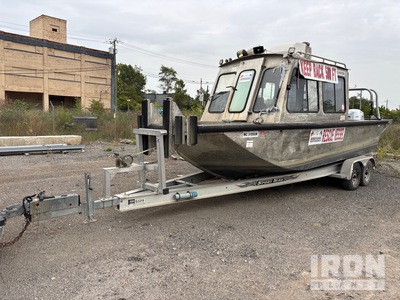 2007 (unverified) Lobell 248A T/A Boat with trailer