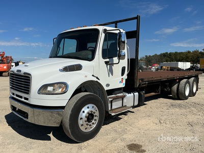 2014 Freightliner M2 106 6x4 Camion à Plateau
