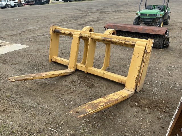 Balderson 59 in Wheel Loader Forks - Fits Cat 950 Balderson 59 in Wheel Loader Forks - Fits Cat 950