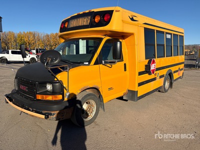 2012 GMC Savana 4500 4x2 24-Seat School Bus