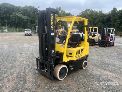 2020 Hyster S60FT 3600 lb Pneumatic Tire Forklift