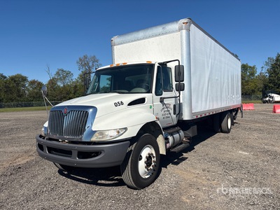2019 International 4300 4x2 Autocarro furgonato