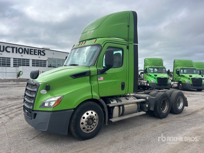 2020 Freightliner Cascadia 116 6x4 T/A Day Cab Truck Tractor