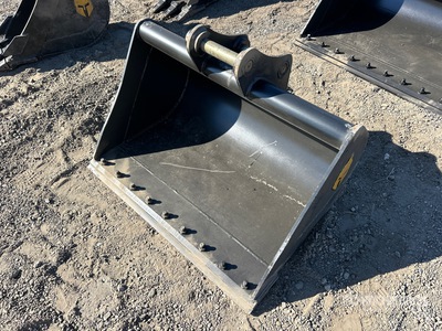 Trojan 50CL 42 in Cleanup Excavator Bucket - Fits 45mm Cat 305, 305.5 Komatsu PC45/50/55, Hyundai R55, Hitachi/Deere 50D/G, Case, New Holland, Kobelco SK50, Bobcat E50/341/337