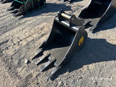 Trojan 80CL 24 in Digging Excavator Bucket - Fits Cat 307/308, Komatsu PC78/88, Deere/Hitachi 75/85, Case, New Holland, Kobelco SK80, Bobcat E80