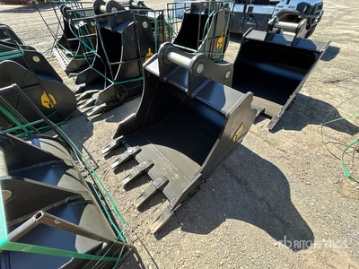 Trojan 120CL 42 in Digging Excavator Bucket - Fits 65mm Cat 311/312/313/314 Kobelco 140, Deere/Hitachi ZX120/135, Case 130/135, Doosan DX140