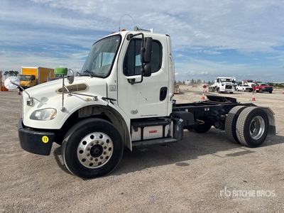 2014 Freightliner M2 106 4x2 Cabeza Tractora Cabina Corta