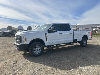 2024 Ford F-350 XL 4x4 Crew Cab Pickup
