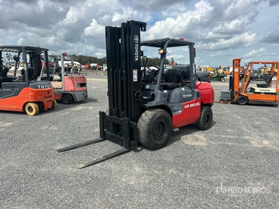 Toyota 8000 lb Pneumatic Tire Carretilla Elevadora