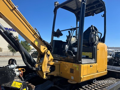 2024 Cat 303.5 CR Mini Excavadora