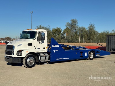 2024 Mack MD 4x2 Car Carrier Truck