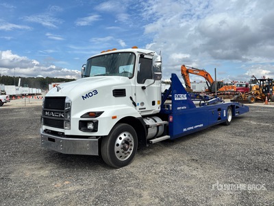 2024 Mack MD6 4x2 Camión portavehiculos