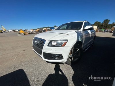 2011 Audi Q5 AWD Véhicule utilitaire sport (Inoperable)