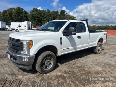 2017 Ford F-350 XL 4x4 Extended Cab Pickup