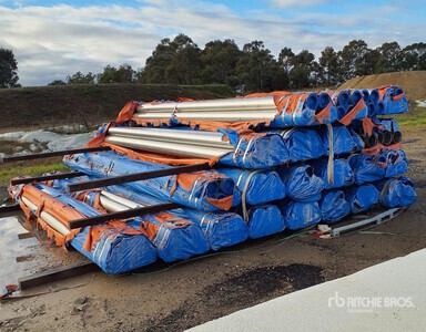 Quantity of 6 in x 5.1 m Welded Stainless Steel Pipe (Unused)