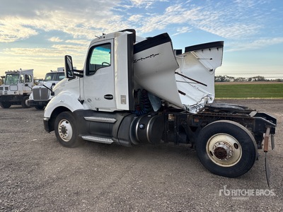 2016 Kenworth T680 S/A Day Cab Truck Tractor