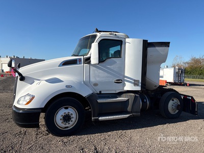 2016 Kenworth T680 4x2 Tracteur routier