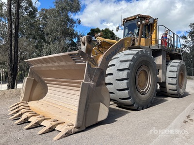 2008 Komatsu WA700-3 Wheel Loader