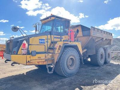 2014 Komatsu HM400-3M0 Articulated Dump Truck