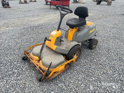2005 Stiga V301 Ride-On Lawn Mower (Inoperable)