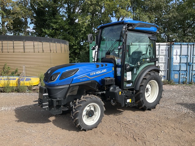 2025 New Holland T4.90N Blue Cab 4 4WD Tractor (Unused)