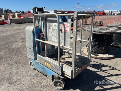 2006 Genie 4x4 Electric Scissor Lift
