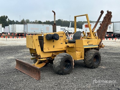 Vermeer V8100 4x4 Trencher
