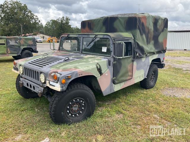 1987 AM General M1097R1 HMMWV 2 Door Soft Top w/Truck Body