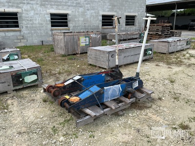(2) Floor Jacks