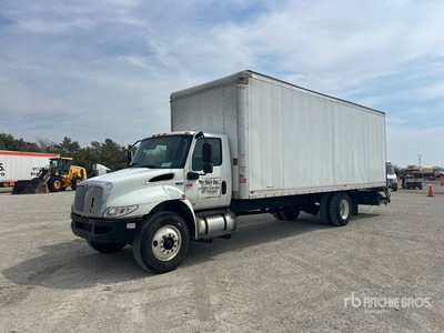 2020 International MV607 4x2 Furgoneta caja cerrada