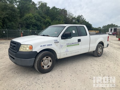 2007 Ford F-150 XL 4x2 Extended Cab Pick Up
