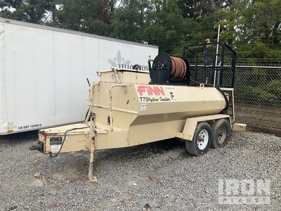 2016 Finn T75 750 gal Hydroseeder