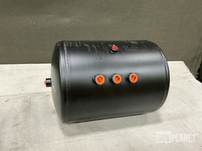 (12) Spartan Motors 2576-MM5-001 Air Tanks